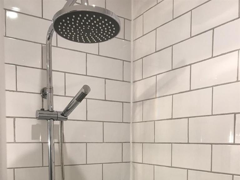 No.16 Hotel Seaham Quarto foto A shower